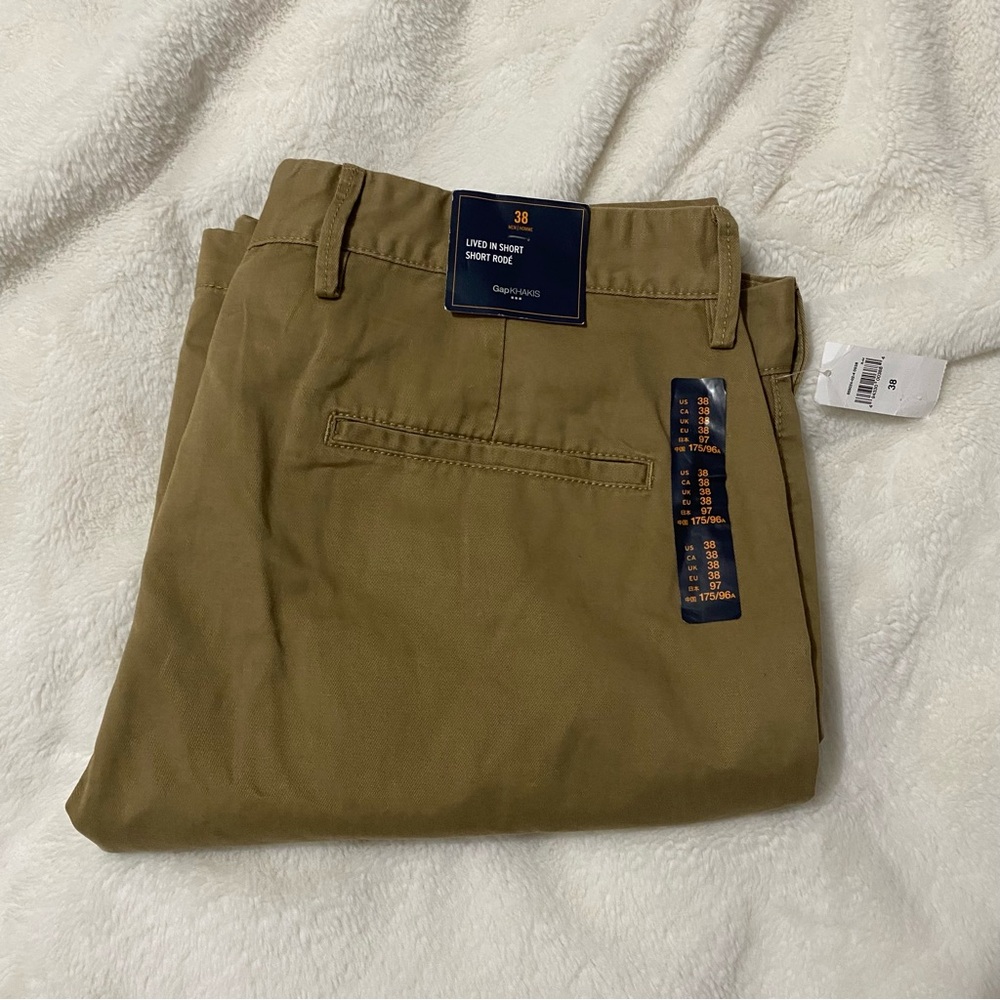 Gap Men’s Khaki Shorts